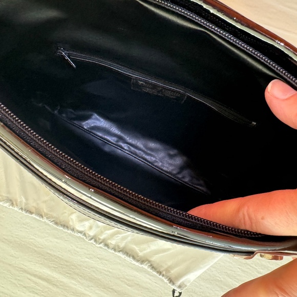 Due Fratelli Alligator leather clutch. Patent Leather evening Bag. - Picture 5 of 9